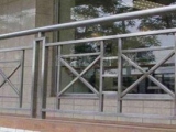 不锈钢护栏和不锈钢复合管护栏有什么区别